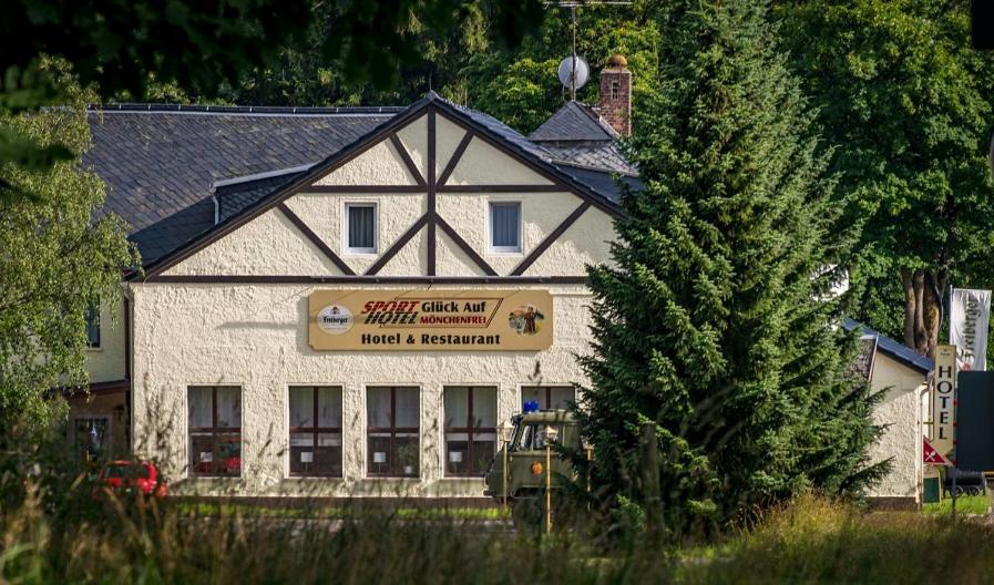 Sporthotel Glueck Auf Moenchenfrei Brand-Erbisdorf Екстериор снимка